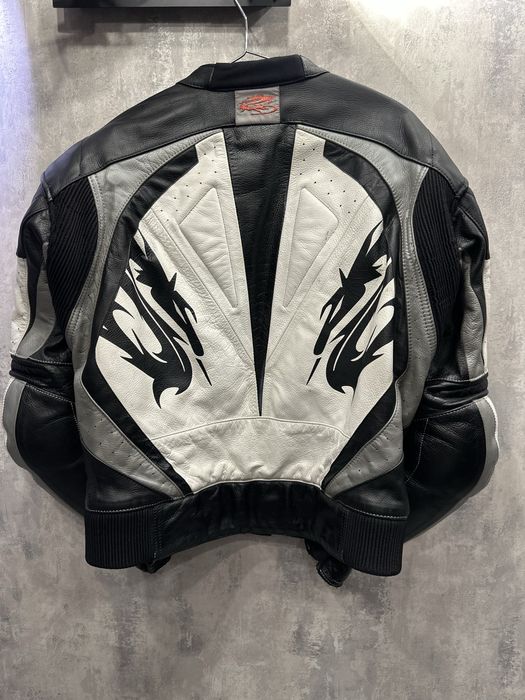 Мотокуртка чоловіча шкіряна розмір М