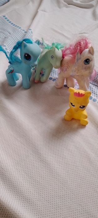 Лот іграшок поні