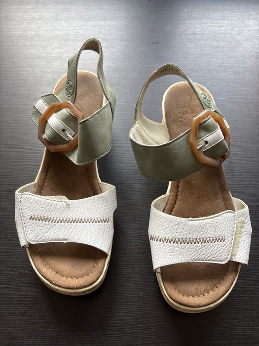 Sandaly Rieker r. 39