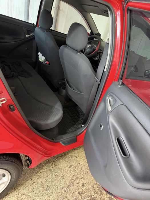Продам Toyota Yaris