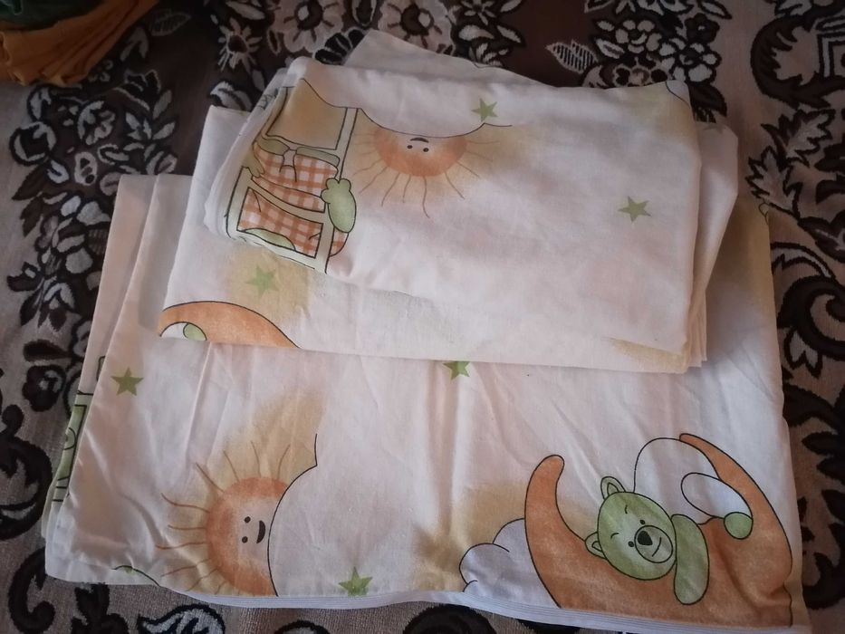 Постіль дитяча в колиску