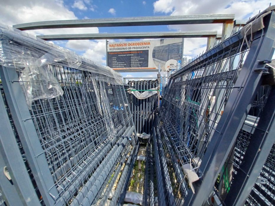 Ogrodzenie panelowe 3D 123/4, słupek, podmurówka, obejma - komplet