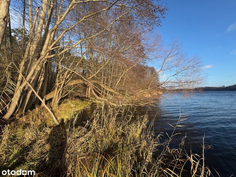 Wyjątkowa działka w Chomiąży z prywatnym dostępem do Jeziora