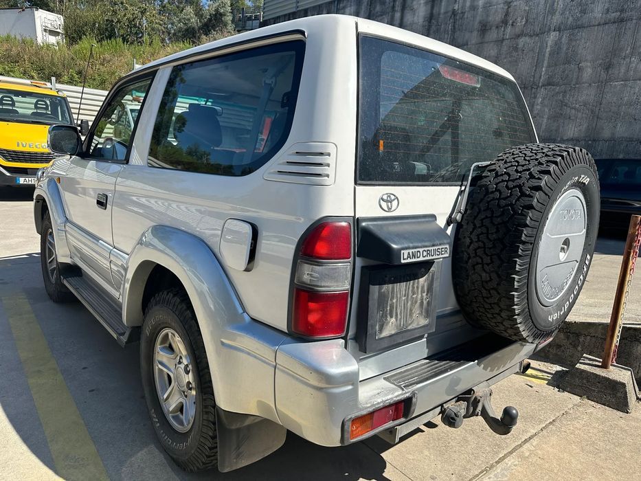 TOYOTA LAND CRUISER 90 3.0 1KZ-TE  CAIXA AUTOMATICA (CENTRO DE ABATE