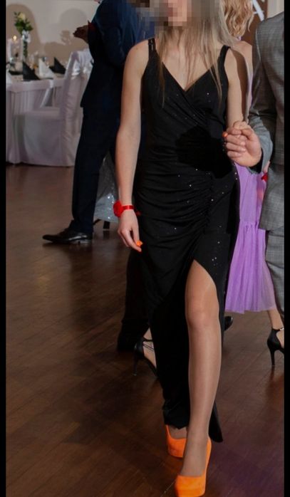 Sukienka/Suknia Czarna