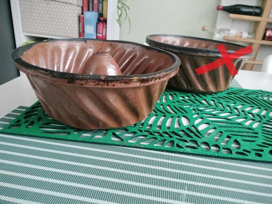 stara ceramiczna forma do pieczenia babki