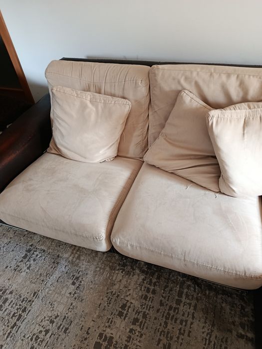 Sofá com chaiselongue