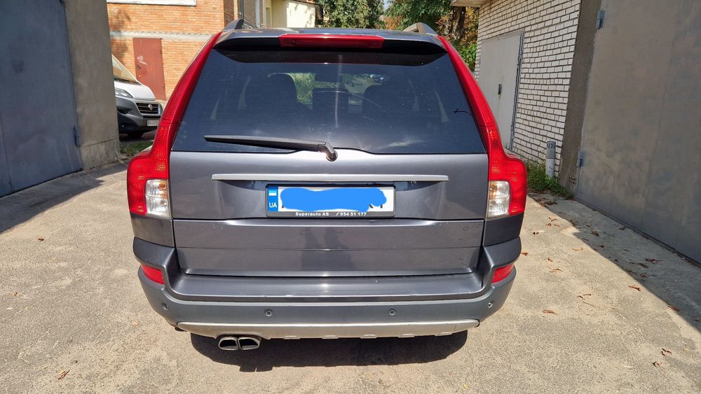 Продаи Volvo XC90