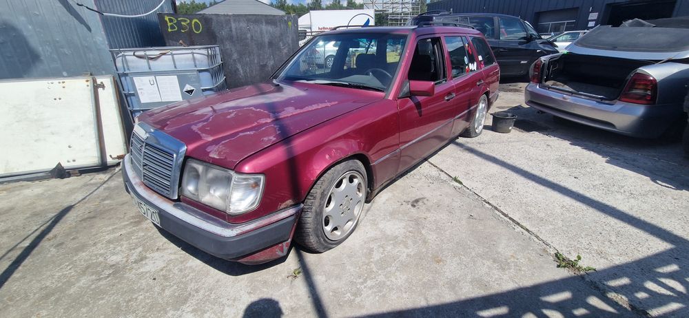 Na Części W124 2.5D Silnik Drzwi Skrzynia Szyba Lampa Fotel Podnosnik