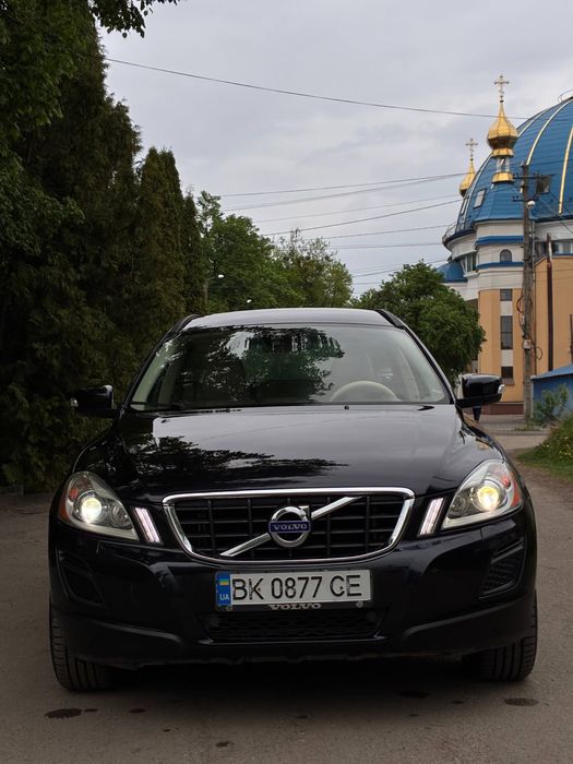 Продам Volvo XC60 2.4 дизель автомат 4wd