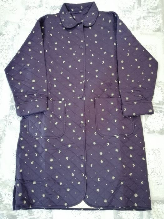 Camisas de noite e robes novos