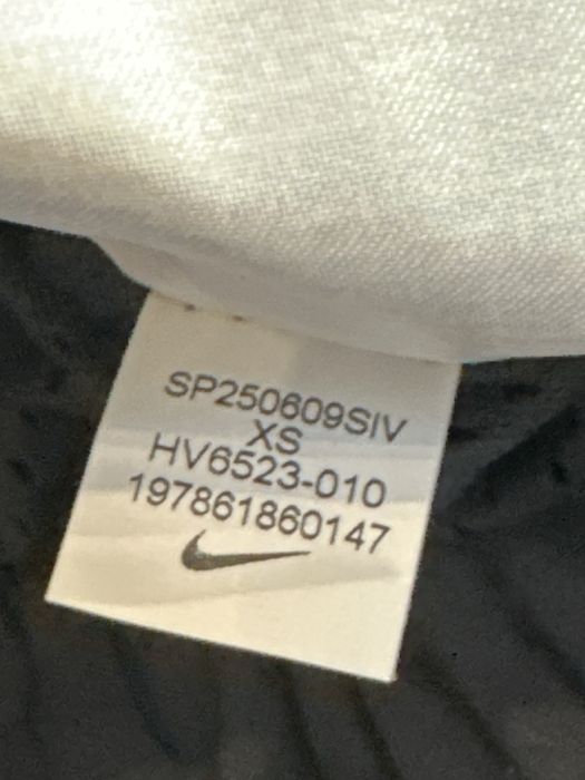 Жіноча Вітровка NIKE Nsw Jkt Wvn Street  Gls (HV6523-010)