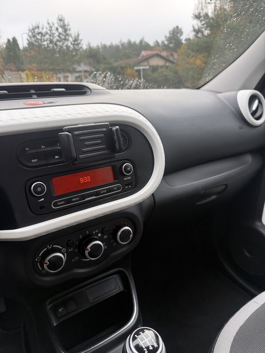 Renault Twingo 2020 niski przebieg