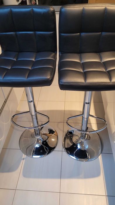 Hokery, krzesła barowe kuchenne, czarne