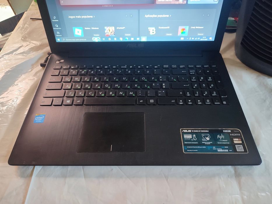 ASUS X553M Séries