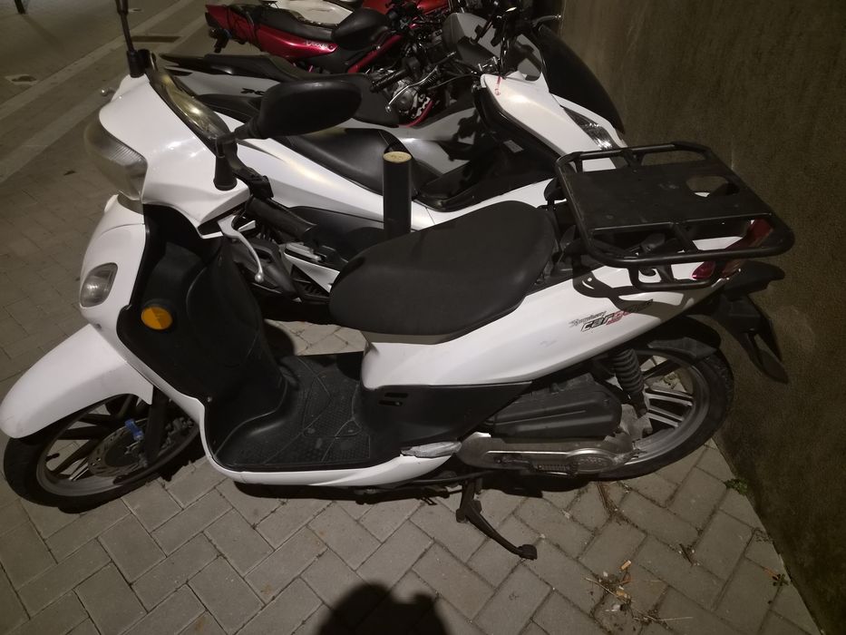 Vendo mota SYM  50cc