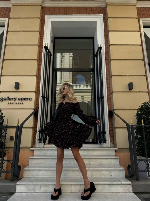 Нарядное платье новое