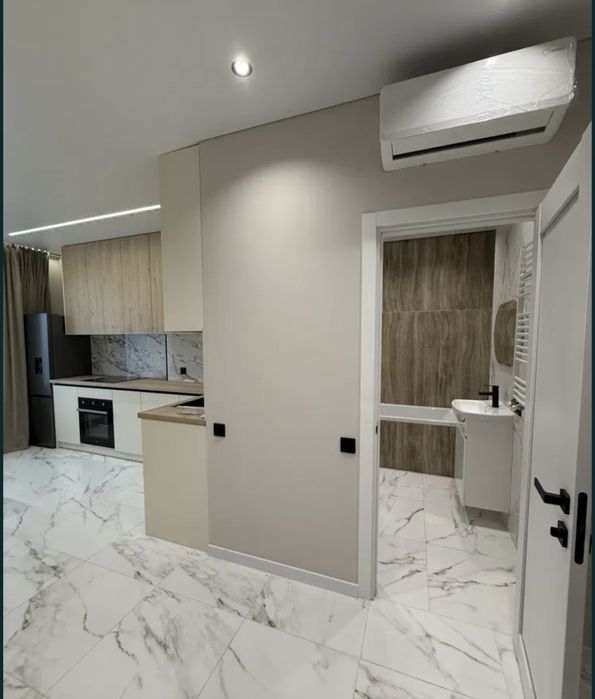 Перша здача. Центр міста. Новобудова. Вул. Руська