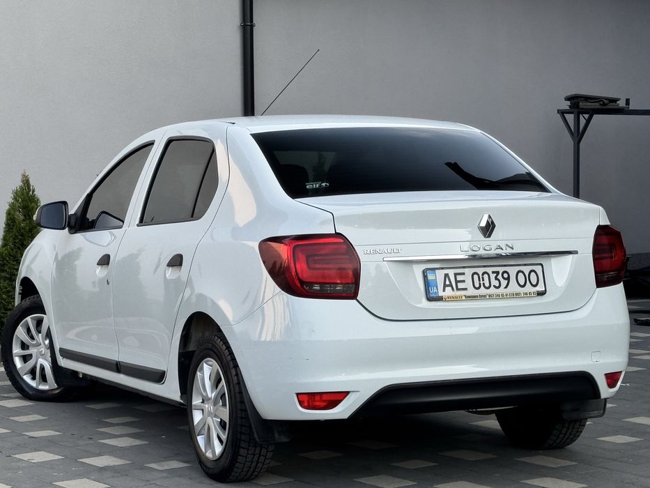 Renault Logan Sedan