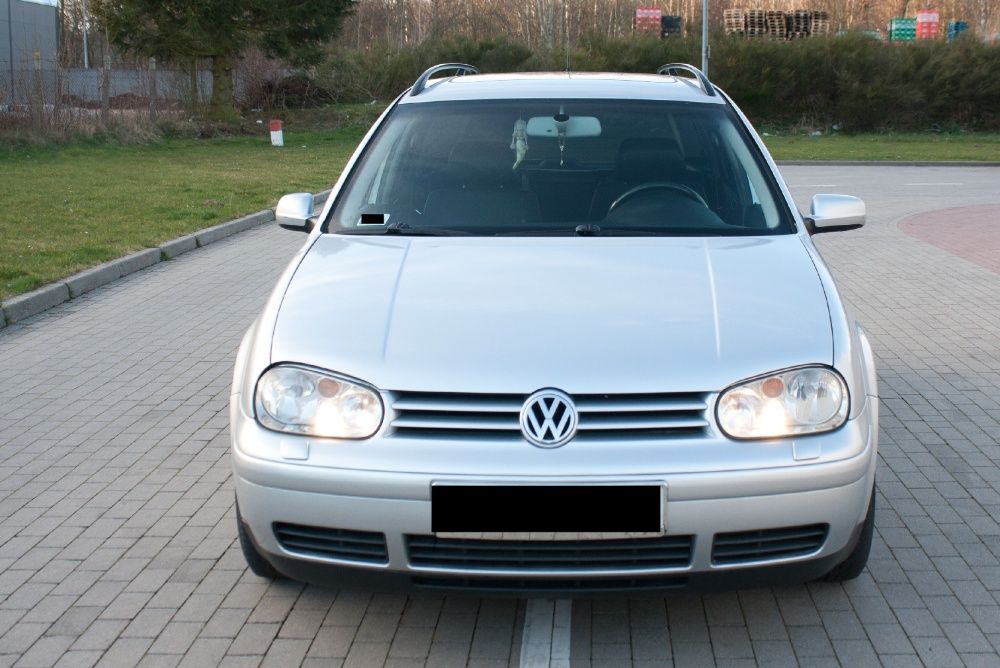 Volkswagen Golf IV /130 KM /2003 / BOGATA WERSJA Słupsk