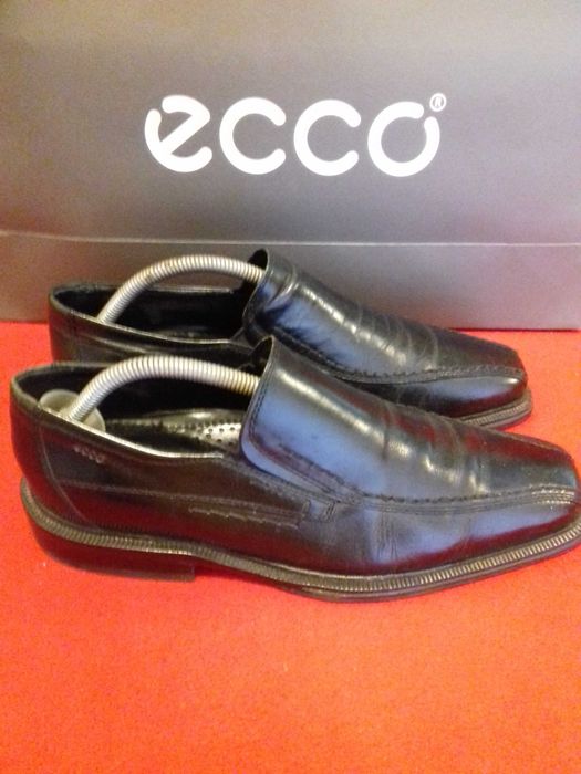 ECCO slip-on skórzana podeszwa czarne