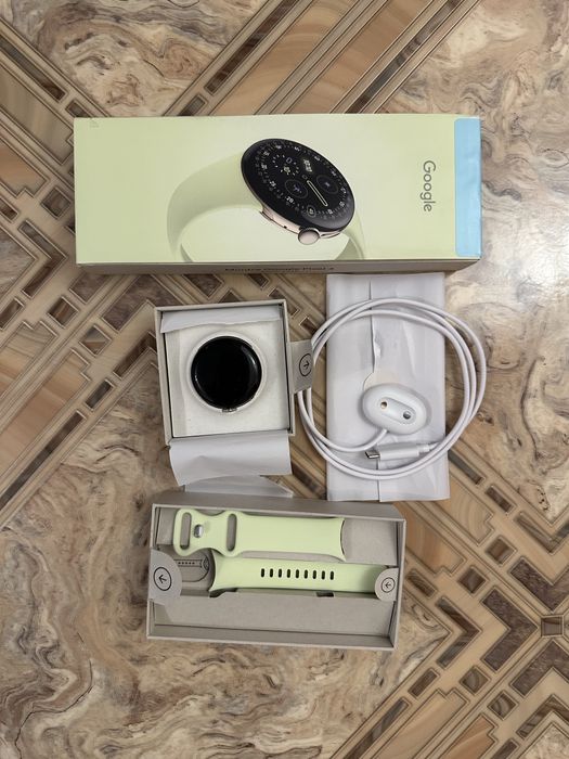 Google Pixel Watch 4 41 mm Lemongrass