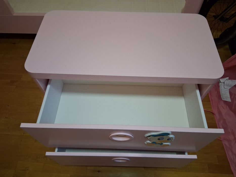 Łóżko+ materac+ komoda