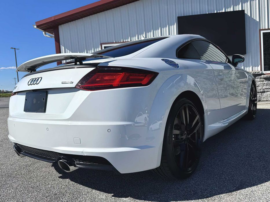 Audi TT Quattro      2018