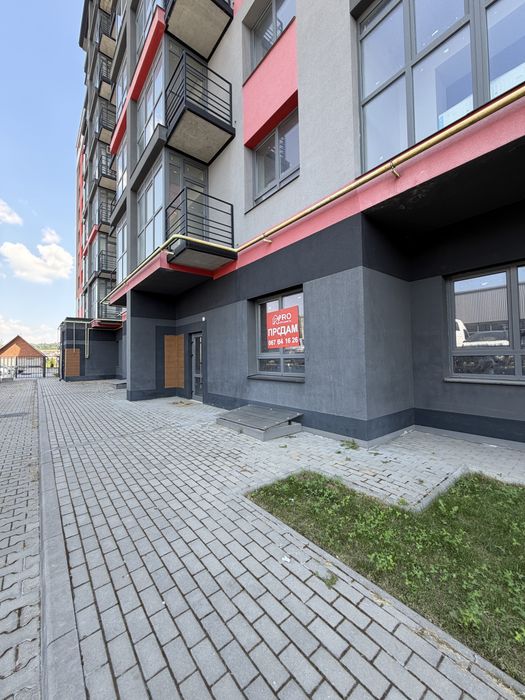 Продаж комерцвйного приміщення