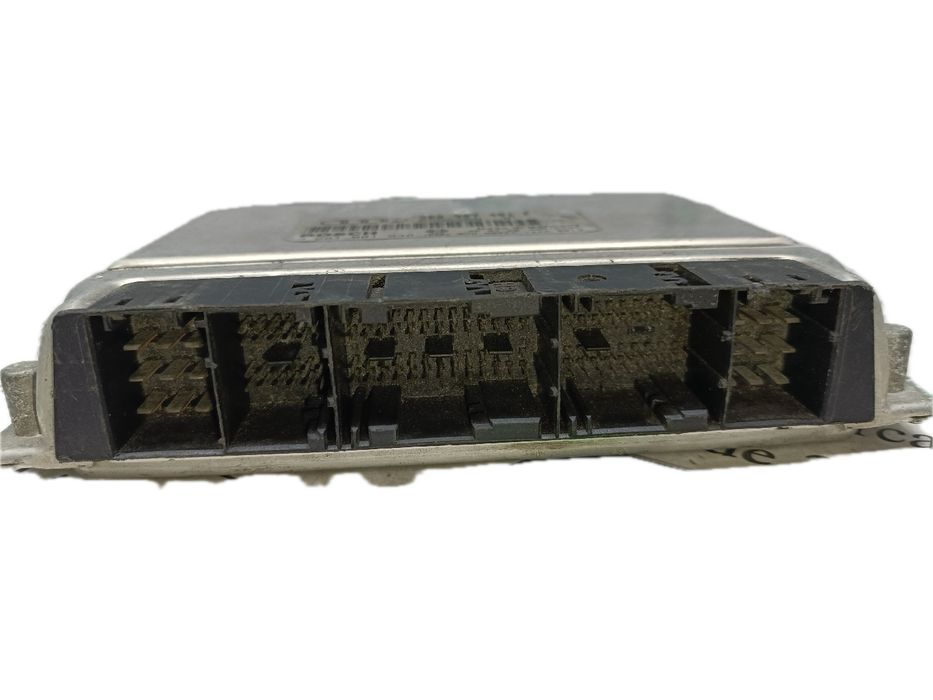 Centralina motor / ECU VOLKSWAGEN Passat Variant (3B5)