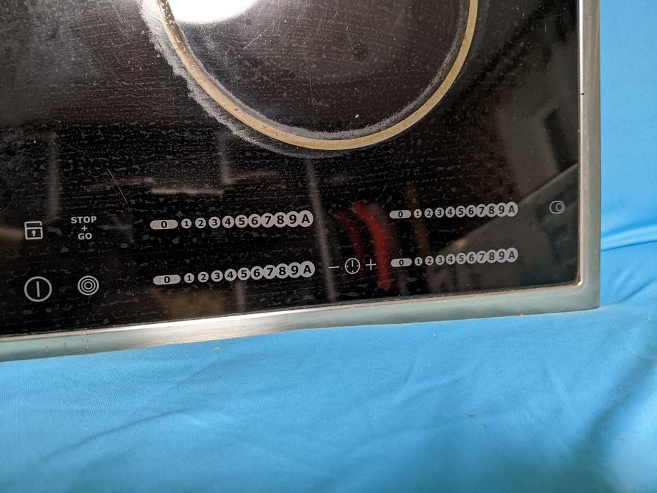 Варочная поверхность Electrolux EHS 60210X