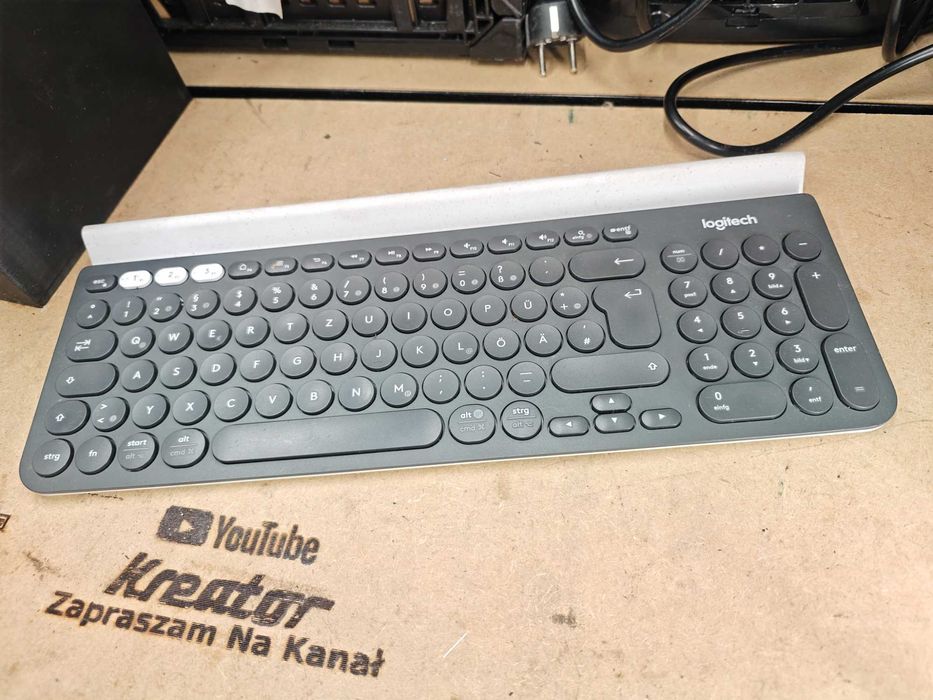 Klawiatura Logitech K.780. Multi Device. Bluetooth. Podstawka