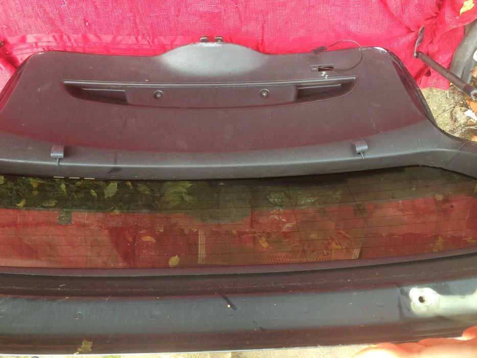 BMW 1 seria E87 tylna klapa bagażnika, black sapphire kolor