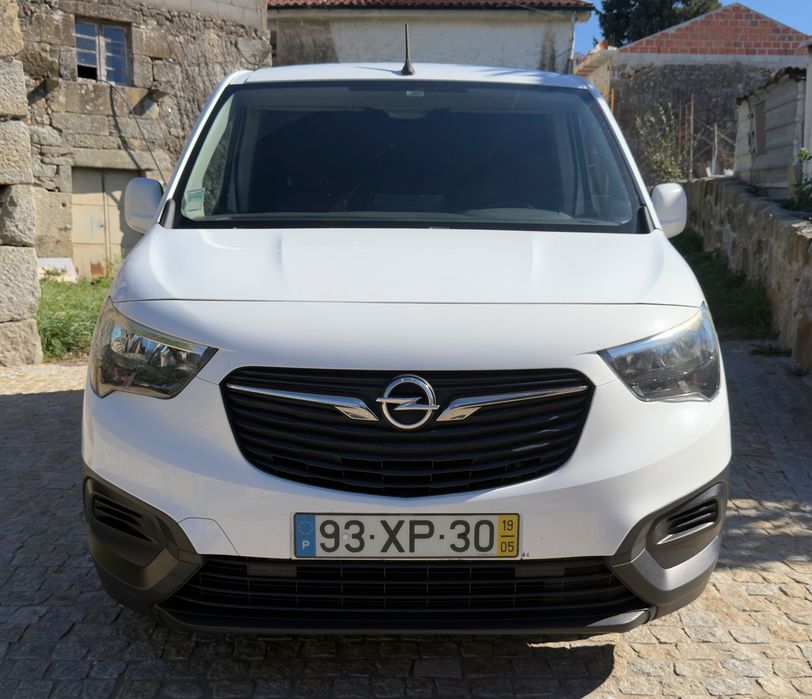 Opel Combo 1.5 CDTI 3 Lugares 2019 Nacional - IVA DEDUTIVEL