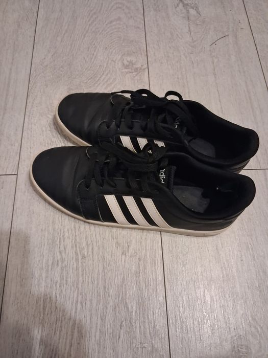 Buty damskie sportowe adidas rozm.40