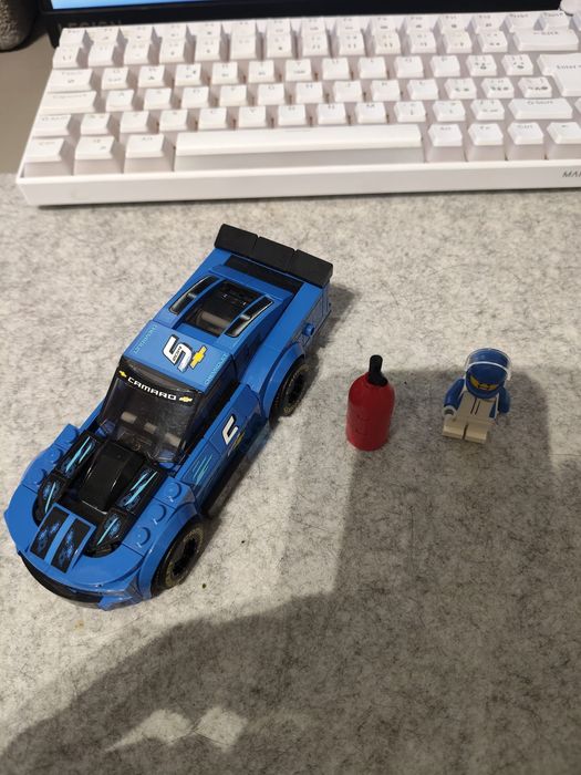 75891 LEGO Speed Champions Chevrolet Camaro ZL1 Race Car