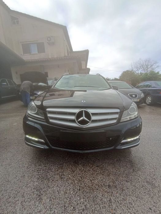 Mercedes W204 carrinha ano 2012