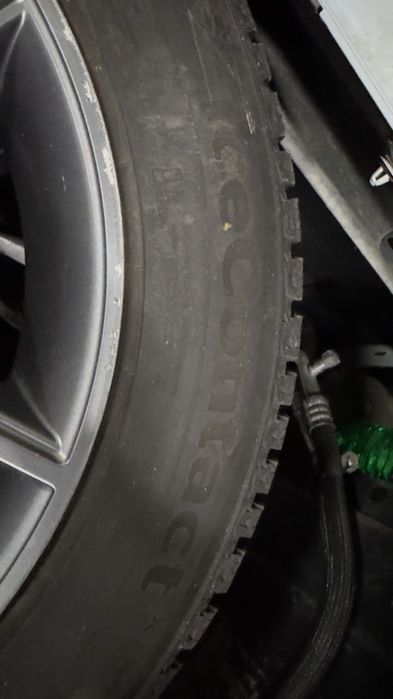 Комплект оригінальних дисків на БМВ.  235/60 5х112