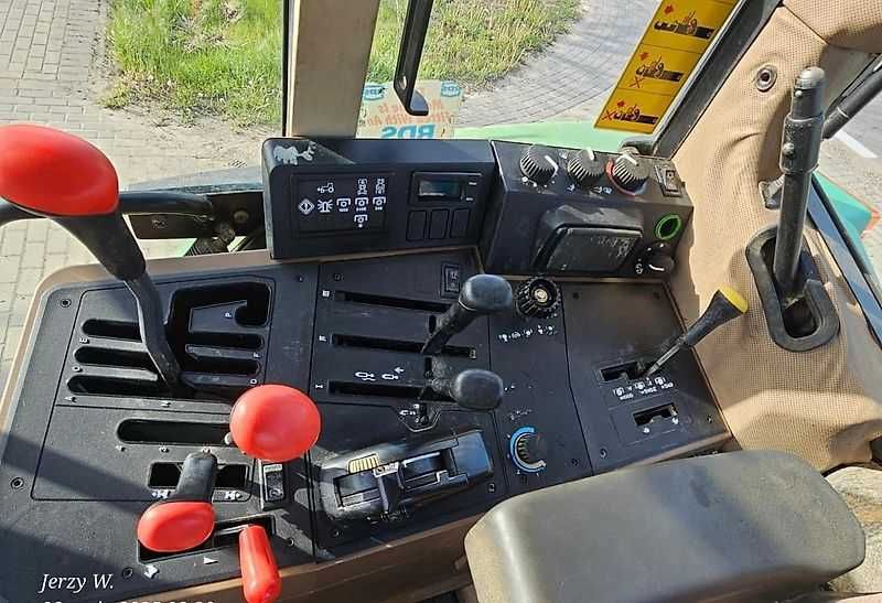 Ciągnik John Deere 6800 , 8337 h