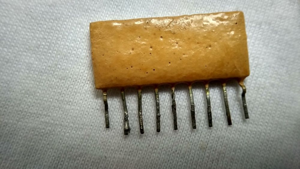 Мікросхема радянська К224УР2: 30 грн. - Аксесуари й комплектуючі ...