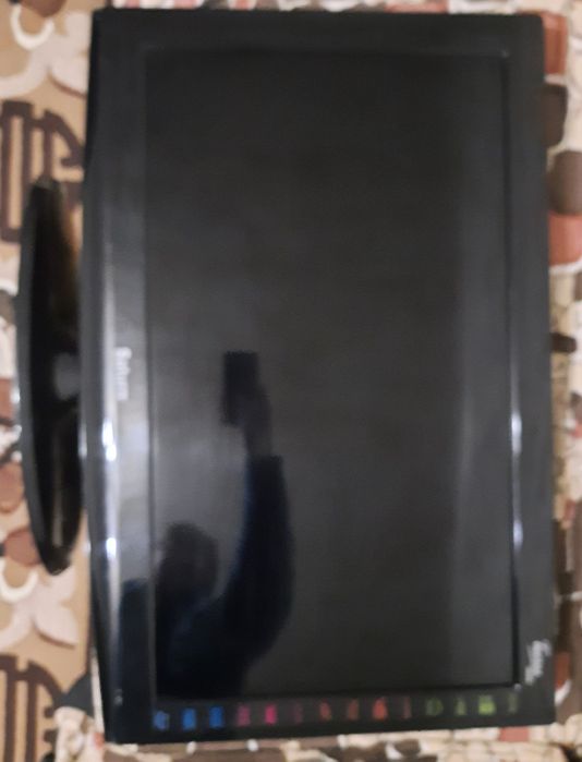 Телевизор Saturn