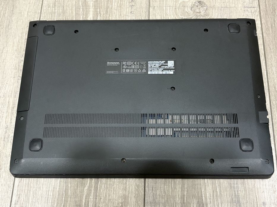Безшумний ноутбук Lenovo, Pentium, SSD120Gb, налаштований.