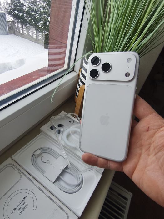 iPhone 17 Pro Max Silver 256gb - JAK NOWY