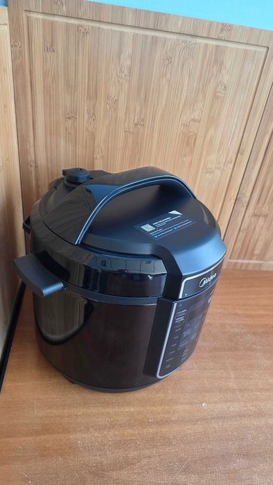 Midea MPC802SAMK - Szybkowar 9w1