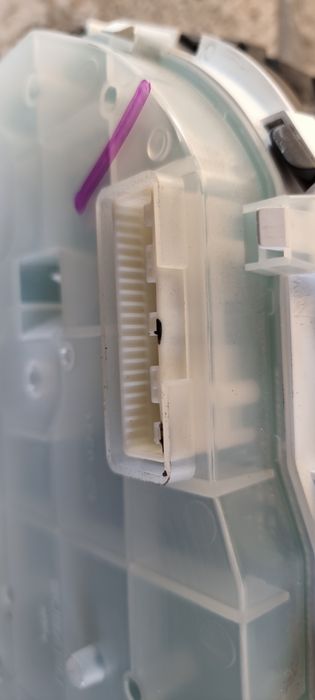 Продам приборную панель Subaru!!!