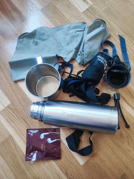 Akcesoria turystyczne - DUŻO - TANIO! Cena za całość