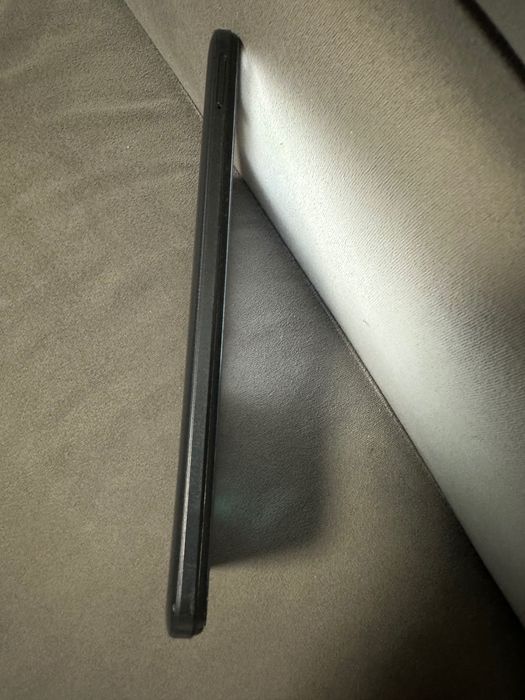 Продам мобільний телефон Redmi 12C