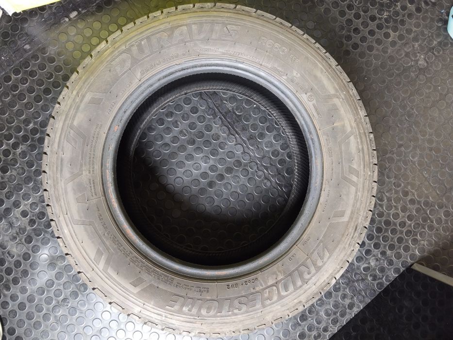 2x Pneus Bridgestone 225 65 R16 C