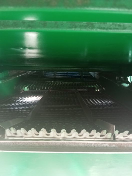 Комбаїн вольво 800