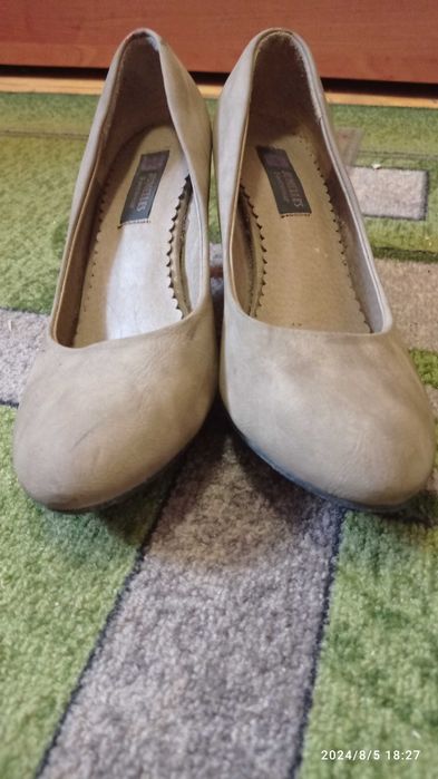Туфлі жіночі 37 розміру